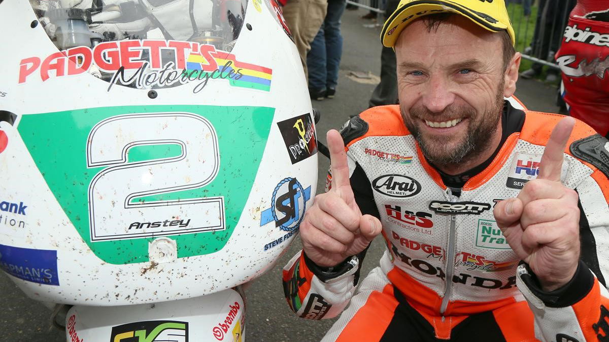 Bruce Anstey returns to the Isle of Man